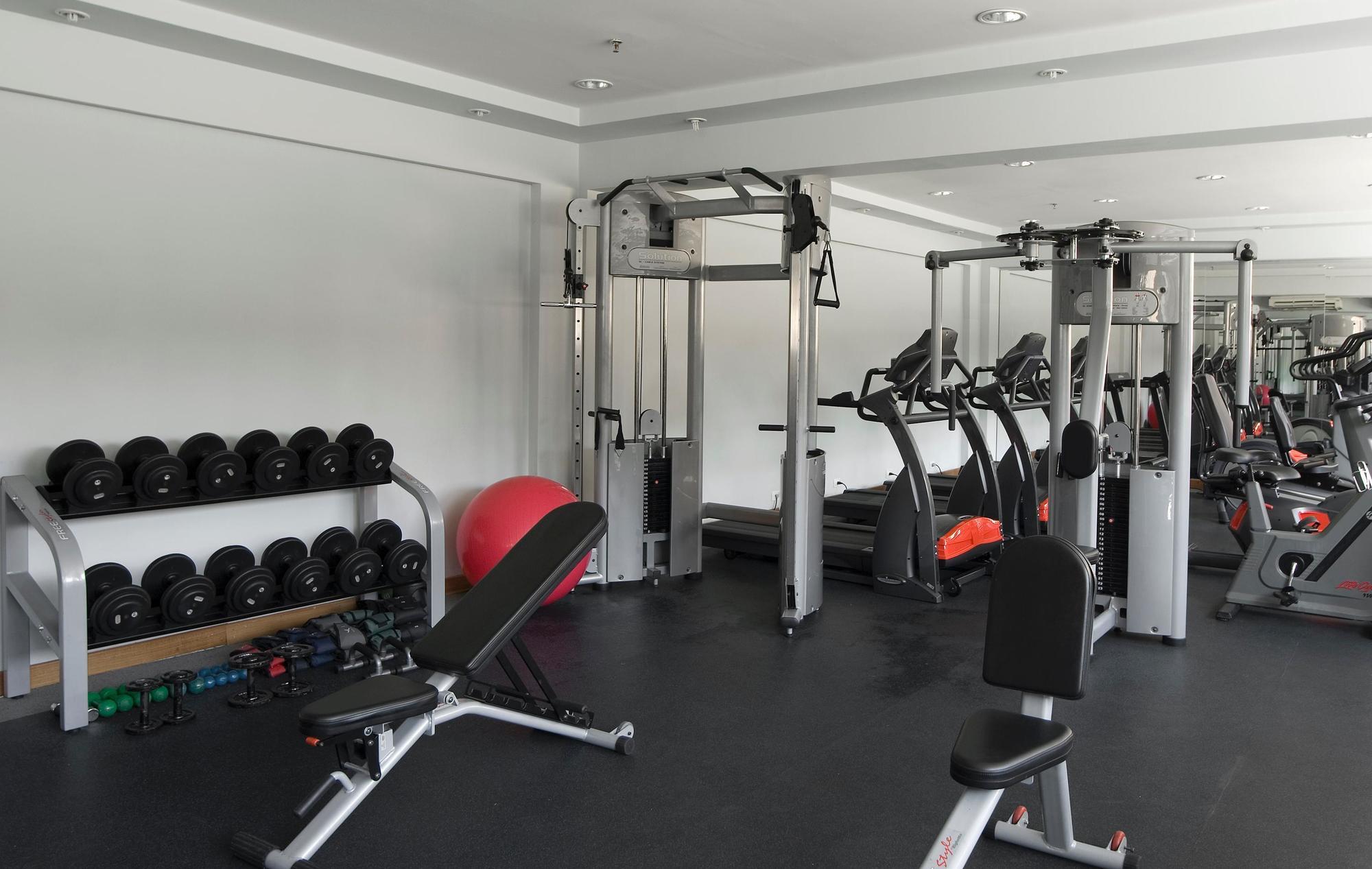 Hotel Transamerica Sao Paulo Dış mekan fotoğraf The gym at the school