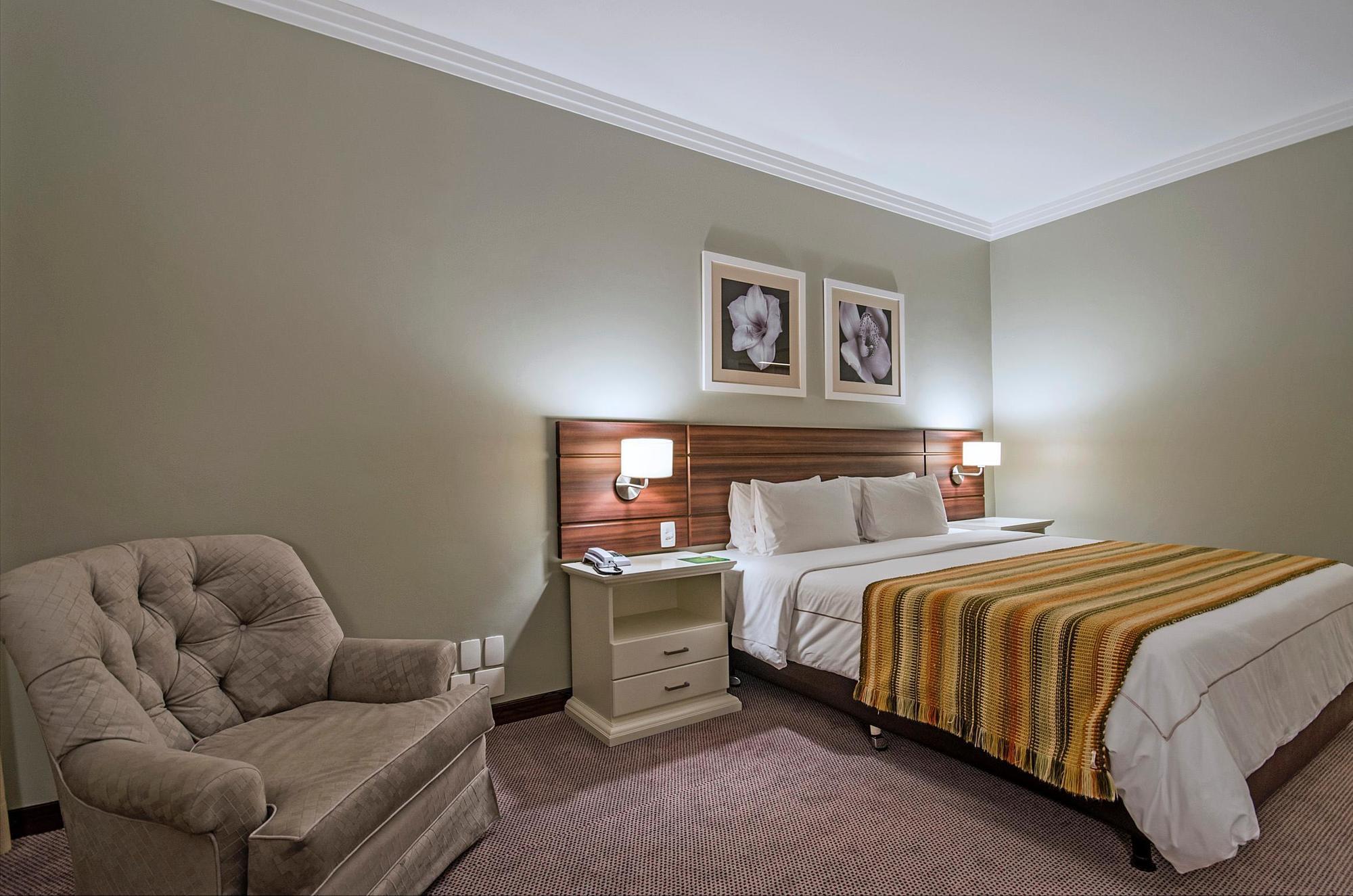 Hotel Transamerica Sao Paulo Dış mekan fotoğraf A room at the hotel