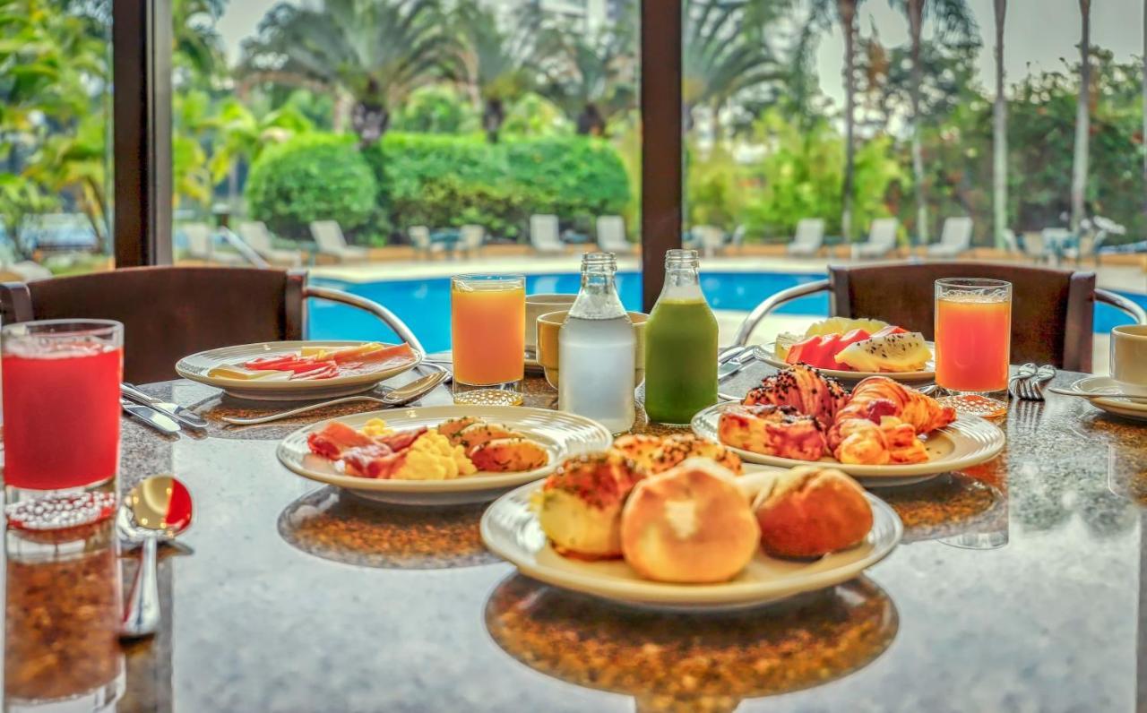 Hotel Transamerica Sao Paulo Dış mekan fotoğraf Breakfast at the hotel